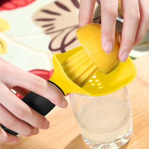 Unleash Your Inner Chef with Our Creative Kitchen Gadget Manual Juicer